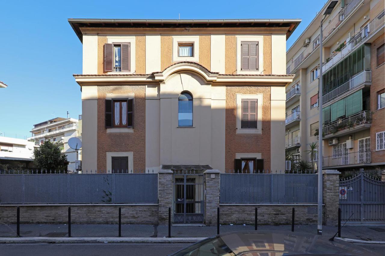 Cornelia - Charme Apartment Roma Exterior foto